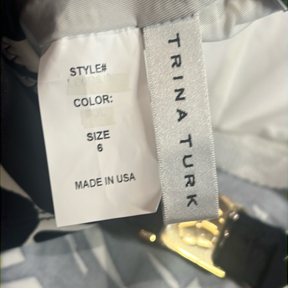 Trina Turk Black and White Floral bathing suit top - scarf bandana style - Picture 11 of 16